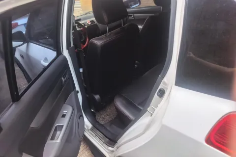 2016 Suzuki Swift 1.5L 103HP L4 4AT