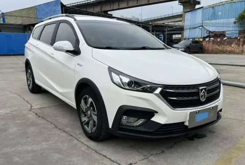 2018 BaoJun 360 1.5L 112HP L4 6MT,autocango,china used car exporter,china ev exporter,chinese used car exporter,chinese used ev exporter