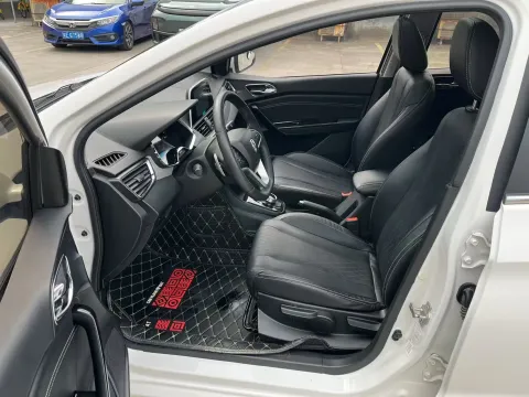 2018 BaoJun 360 1.5L 112HP L4 6MT,autocango,china used car exporter,china ev exporter,chinese used car exporter,chinese used ev exporter