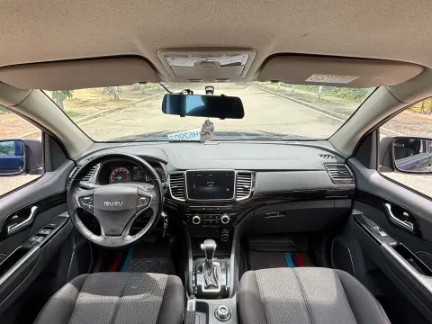 2020 Isuzu LingTuo 2.5T 150HP L4 6AT,autocango,china used car exporter,china ev exporter,chinese used car exporter,chinese used ev exporter