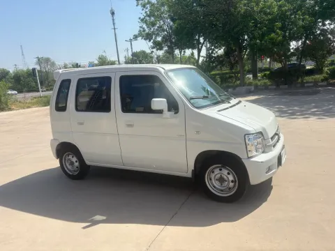 2016 Suzuki Wagon R 1.4L 97HP L4 5MT