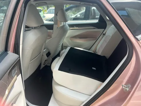 2022 Ruichi Auto ED71 BEV 60.152KWH,autocango,china used car exporter,china ev exporter,chinese used car exporter,chinese used ev exporter
