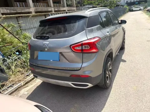 2017 BaoJun 510 1.5L 112HP L4 6MT,autocango,china used car exporter,china ev exporter,chinese used car exporter,chinese used ev exporter