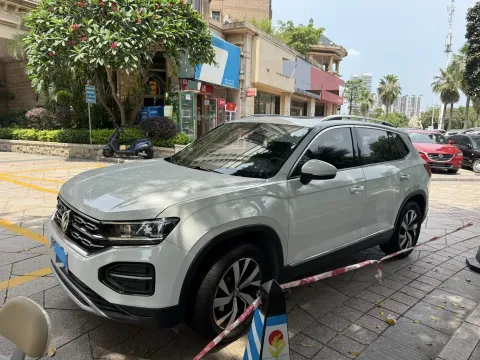 2019 RENAULT KOLEOS,autocango,china used car exporter,china ev exporter,chinese used car exporter,chinese used ev exporter