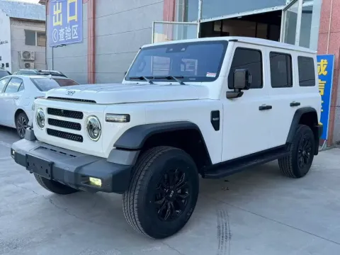 2024 212 212 T01,autocango,china used car exporter,china ev exporter,chinese used car exporter,chinese used ev exporter