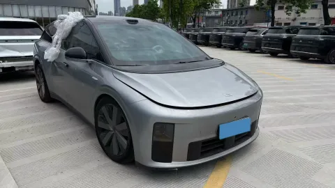 2025 Li i6 BEV,autocango,china used car exporter,china ev exporter,chinese used car exporter,chinese used ev exporter