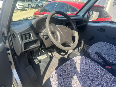 2020 WuLing ZhiGuang 1.2L 76HP L4 5MT,autocango,china used car exporter,china ev exporter,chinese used car exporter,chinese used ev exporter