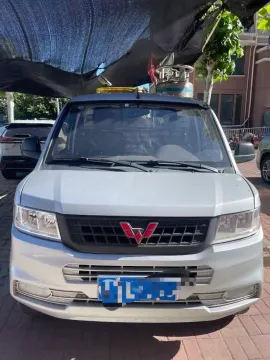 2019 WuLing RongGuang New Truck 1.5L 107HP L4 5MT,autocango,china used car exporter,china ev exporter,chinese used car exporter,chinese used ev exporter