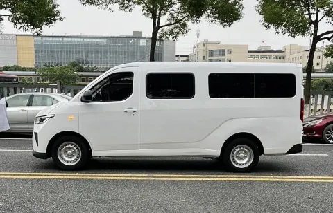 2024 WuLing YangGuang BEV 41.9KWH,autocango,china used car exporter,china ev exporter,chinese used car exporter,chinese used ev exporter