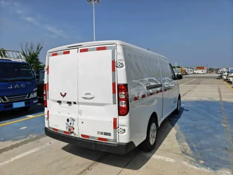2024 WuLing YangGuang BEV 41.9KWH,autocango,china used car exporter,china ev exporter,chinese used car exporter,chinese used ev exporter