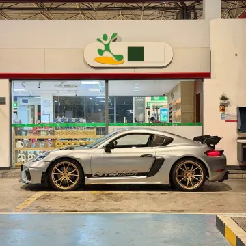 2022 Porsche 718 2.0T 300HP H4 7DCT