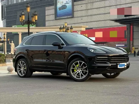 2023 Porsche Cayenne 2.0T 252HP L4 8AT PHEV 17.9KWH