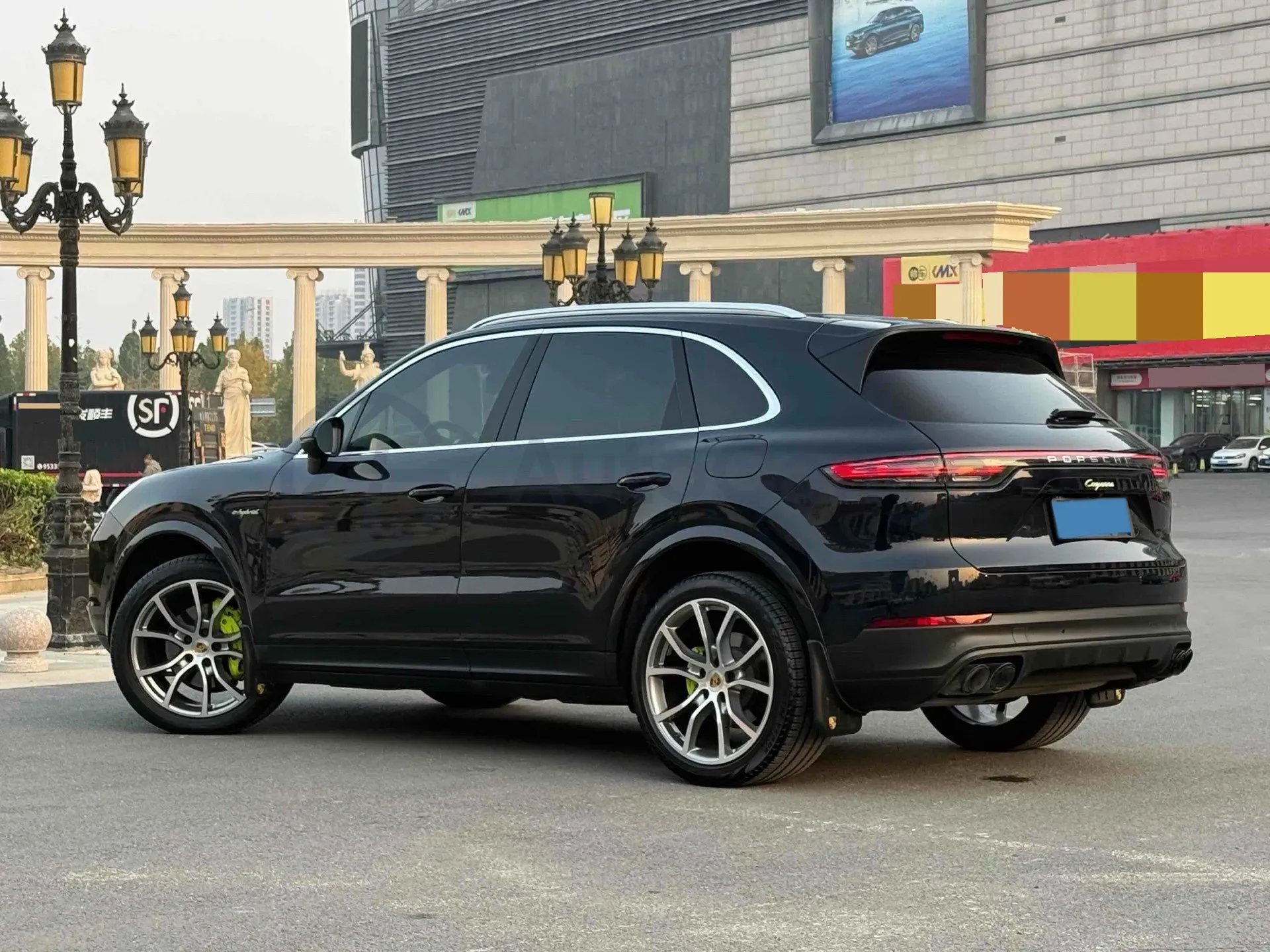 2023 Porsche Cayenne 2.0T 252HP L4 8AT PHEV 17.9KWH,autocango,china used car exporter,china ev exporter,chinese used car exporter,chinese used ev exporter