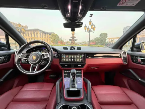 2023 Porsche Cayenne 2.0T 252HP L4 8AT PHEV 17.9KWH