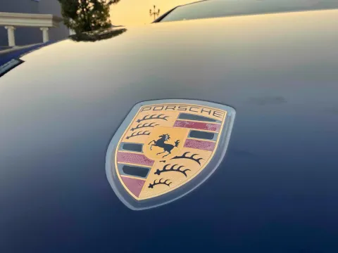 2023 Porsche Cayenne 2.0T 252HP L4 8AT PHEV 17.9KWH