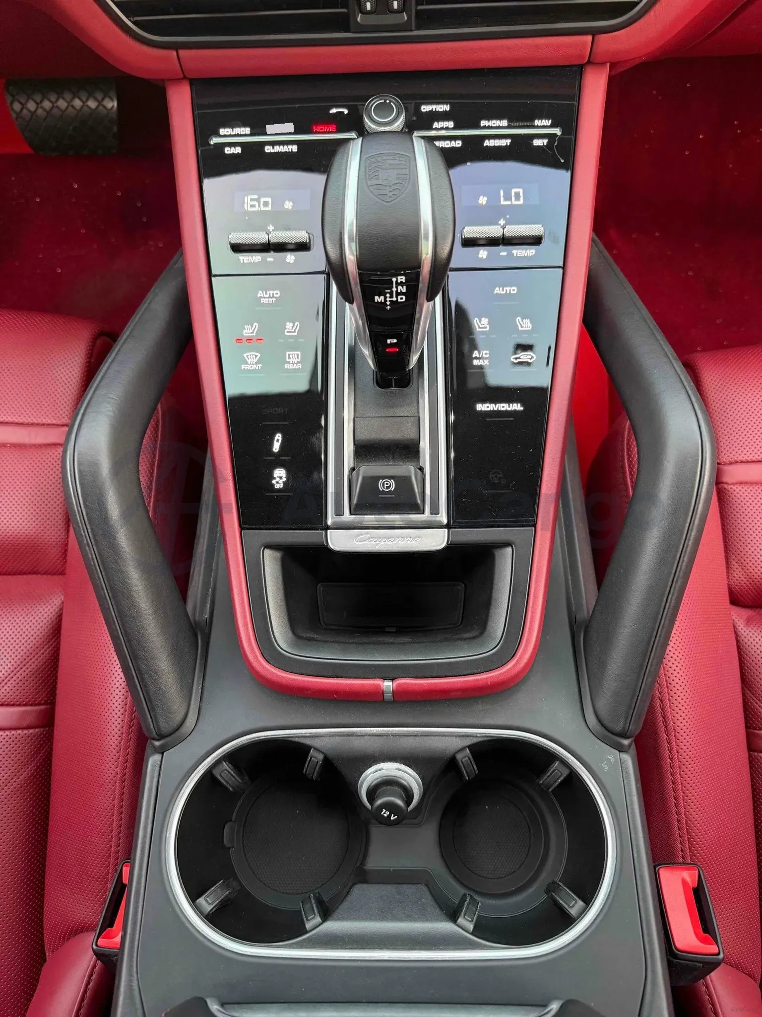 2023 Porsche Cayenne 2.0T 252HP L4 8AT PHEV 17.9KWH,autocango,china used car exporter,china ev exporter,chinese used car exporter,chinese used ev exporter