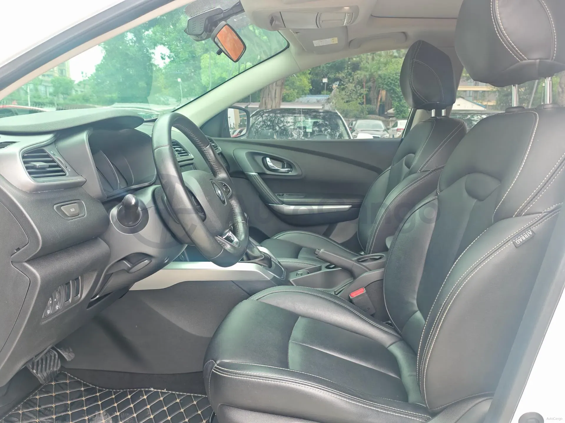 2019 Renault Kadjar 2.0L 154HP L4 CVT,autocango,china used car exporter,china ev exporter,chinese used car exporter,chinese used ev exporter