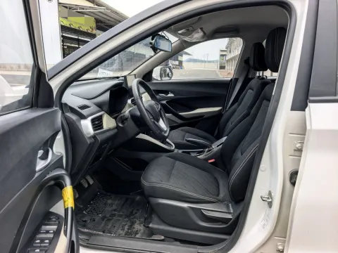 2019 WuLing HongGuang 1.5L 99HP L4 6MT,autocango,china used car exporter,china ev exporter,chinese used car exporter,chinese used ev exporter