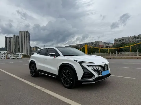 2023 ChangAn UNI-T 1.5T 188HP L4 7DCT,autocango,china used car exporter,china ev exporter,chinese used car exporter,chinese used ev exporter
