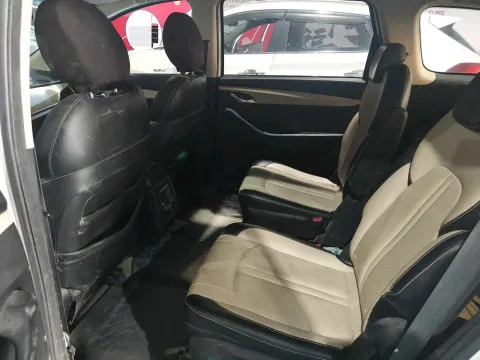 2018 BaoJun 360 1.5L 112HP L4 6MT,autocango,china used car exporter,china ev exporter,chinese used car exporter,chinese used ev exporter