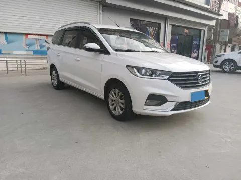 2018 BaoJun 360 1.5L 112HP L4 6MT,autocango,china used car exporter,china ev exporter,chinese used car exporter,chinese used ev exporter