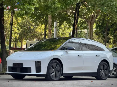 2025 Li i6 BEV,autocango,china used car exporter,china ev exporter,chinese used car exporter,chinese used ev exporter