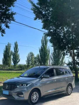 2018 BaoJun 360 1.5L 112HP L4 6MT,autocango,china used car exporter,china ev exporter,chinese used car exporter,chinese used ev exporter