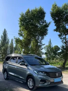 2018 BaoJun 360 1.5L 112HP L4 6MT,autocango,china used car exporter,china ev exporter,chinese used car exporter,chinese used ev exporter