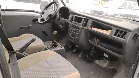 2015 WuLing ZhiGuang 1.2L 82HP L4 5MT,autocango,china used car exporter,china ev exporter,chinese used car exporter,chinese used ev exporter