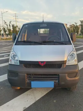 2023 WuLing RongGuang Mini Truck 1.5L 102HP L4 5MT,autocango,china used car exporter,china ev exporter,chinese used car exporter,chinese used ev exporter
