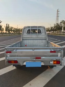 2023 WuLing RongGuang Mini Truck 1.5L 102HP L4 5MT,autocango,china used car exporter,china ev exporter,chinese used car exporter,chinese used ev exporter