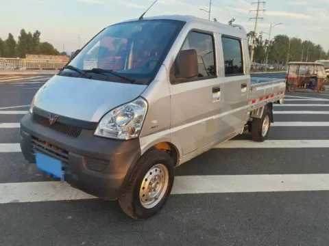 2023 WuLing RongGuang Mini Truck 1.5L 102HP L4 5MT,autocango,china used car exporter,china ev exporter,chinese used car exporter,chinese used ev exporter