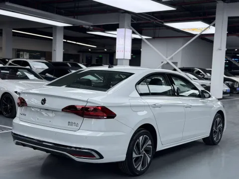 2024 Volkswagen Bora 1.2T 116HP L4 7DCT