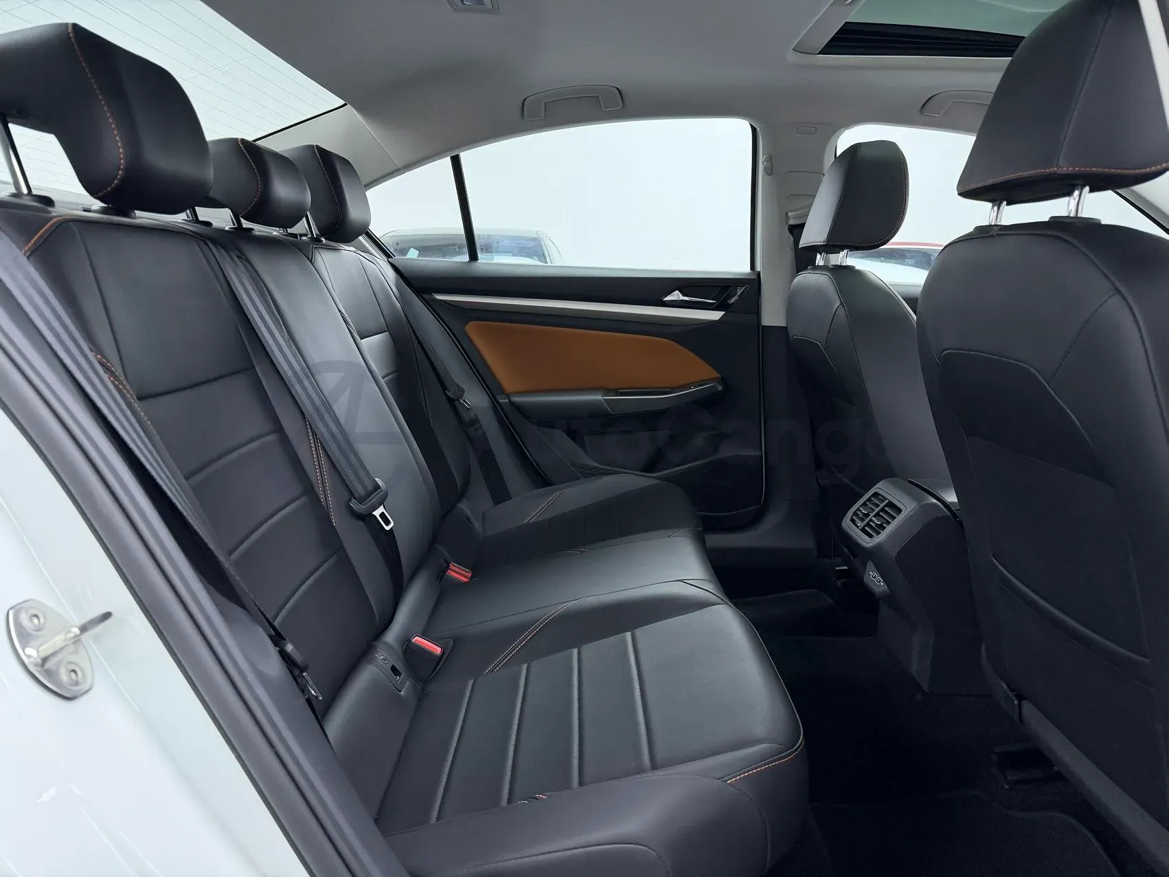 2024 Volkswagen Bora 1.2T 116HP L4 7DCT,autocango,china used car exporter,china ev exporter,chinese used car exporter,chinese used ev exporter