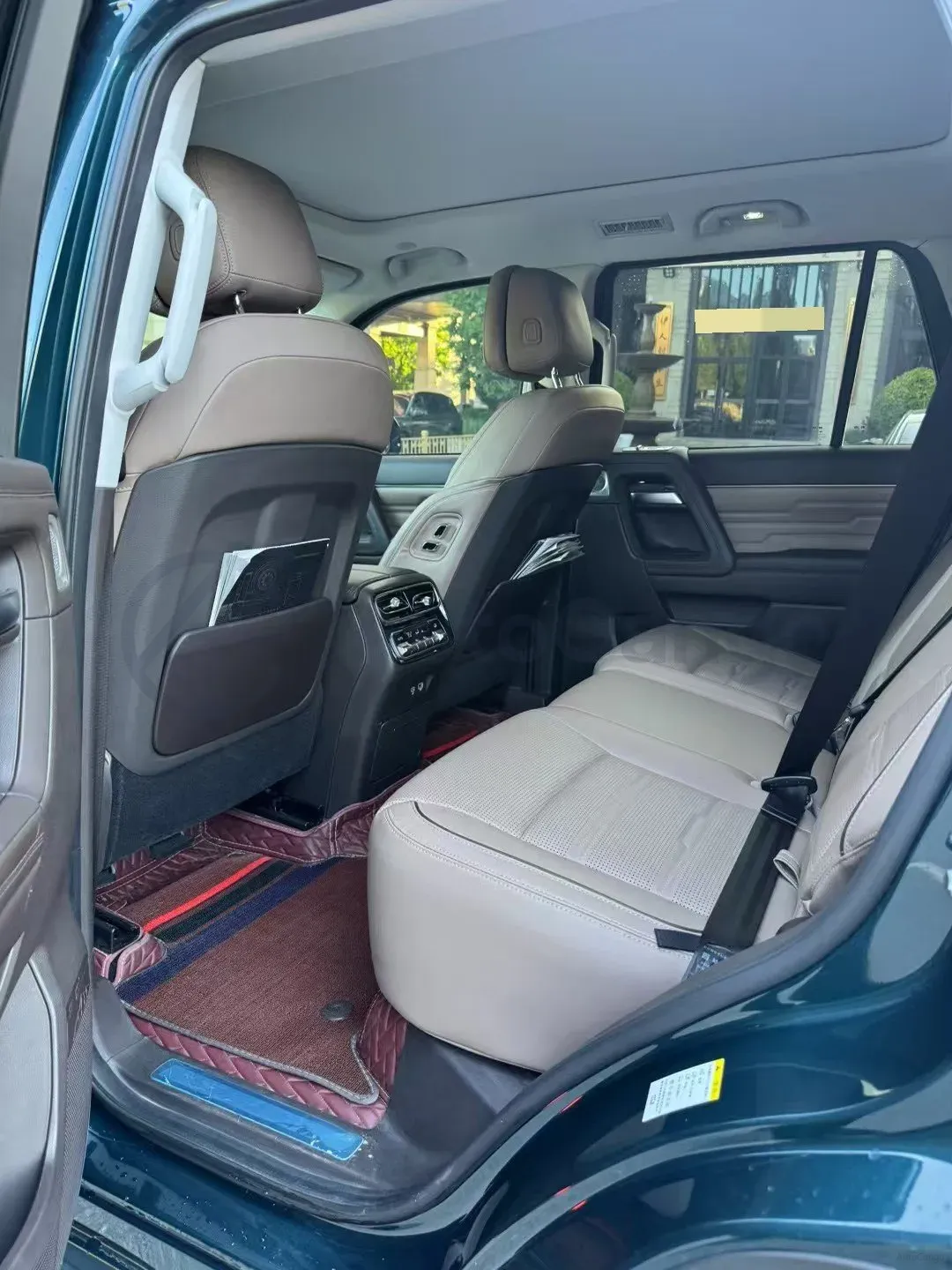 2022 Beijing BJ60 2.0T 267HP L4 8AT,autocango,china used car exporter,china ev exporter,chinese used car exporter,chinese used ev exporter