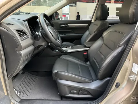 2018 Renault Koleos 2.5L 186HP L4 CVT