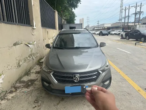 2018 BaoJun 360 1.5L 112HP L4 6MT,autocango,china used car exporter,china ev exporter,chinese used car exporter,chinese used ev exporter
