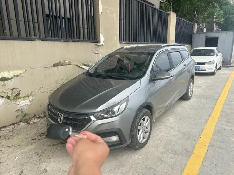 2018 BaoJun 360 1.5L 112HP L4 6MT,autocango,china used car exporter,china ev exporter,chinese used car exporter,chinese used ev exporter