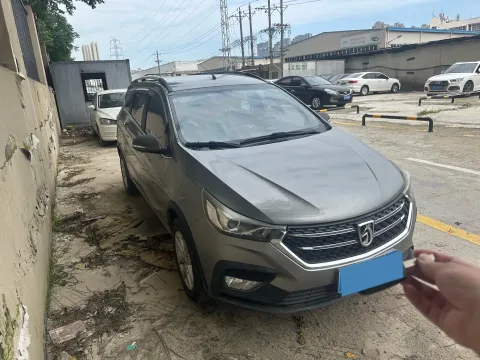 2018 BaoJun 360 1.5L 112HP L4 6MT,autocango,china used car exporter,china ev exporter,chinese used car exporter,chinese used ev exporter