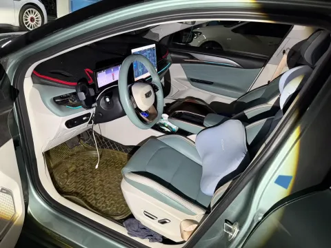 2022 Ruichi Auto ED71 BEV 60.152KWH,autocango,china used car exporter,china ev exporter,chinese used car exporter,chinese used ev exporter