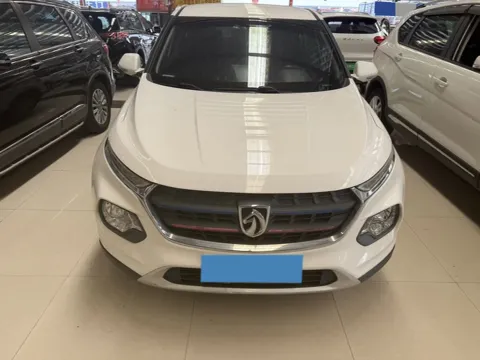 2017 BaoJun 510 1.5L 112HP L4 6MT,autocango,china used car exporter,china ev exporter,chinese used car exporter,chinese used ev exporter
