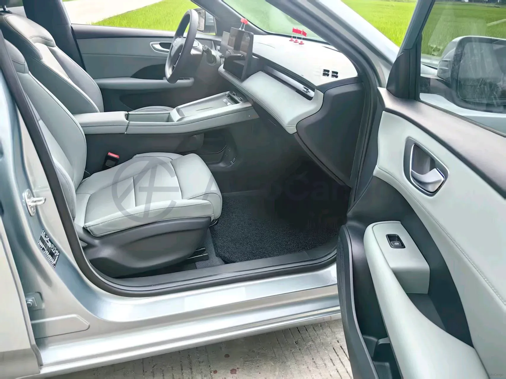 2025 Roewe D6 BEV,autocango,china used car exporter,china ev exporter,chinese used car exporter,chinese used ev exporter