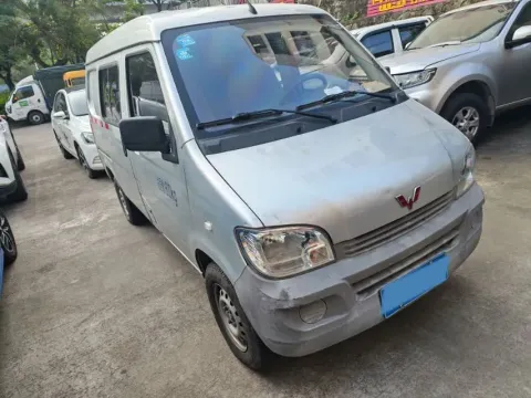 2020 WuLing ZhiGuang 1.2L 76HP L4 5MT,autocango,china used car exporter,china ev exporter,chinese used car exporter,chinese used ev exporter