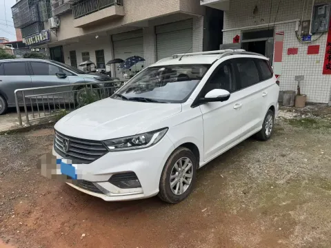 2018 BaoJun 360 1.5L 112HP L4 6MT,autocango,china used car exporter,china ev exporter,chinese used car exporter,chinese used ev exporter