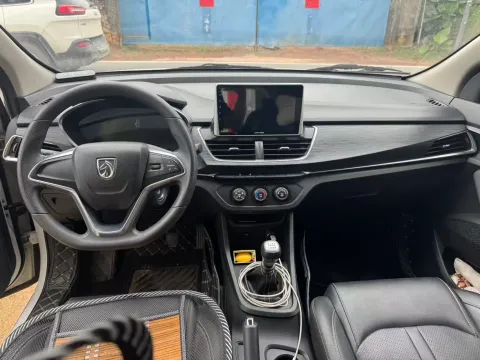 2018 BaoJun 360 1.5L 112HP L4 6MT,autocango,china used car exporter,china ev exporter,chinese used car exporter,chinese used ev exporter