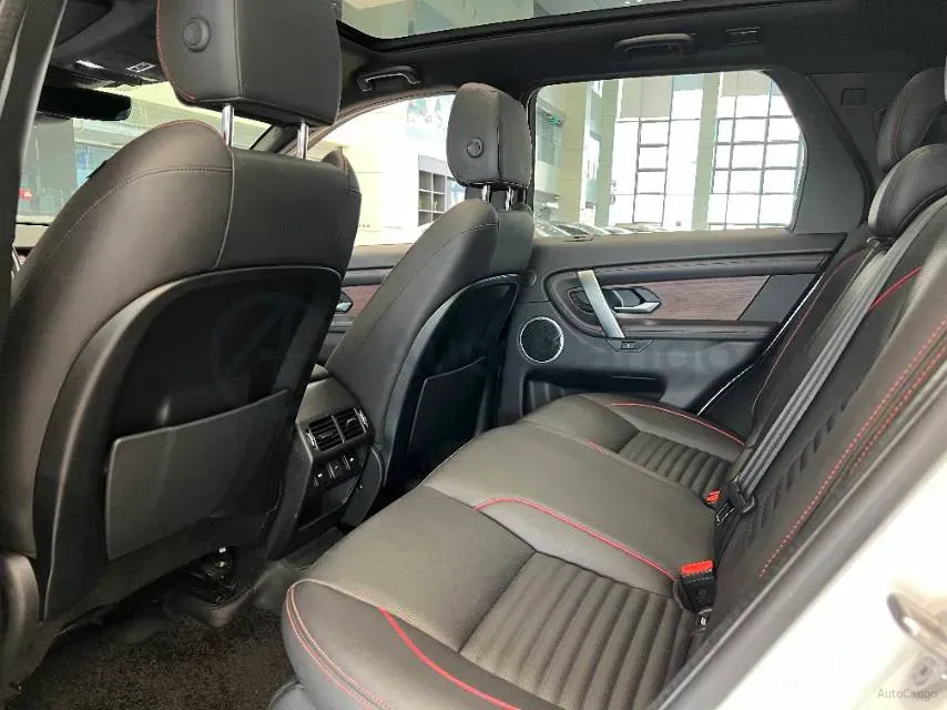 2020 Land Rover Discovery Sport 2.0T 249HP L4 9AT,autocango,china used car exporter,china ev exporter,chinese used car exporter,chinese used ev exporter