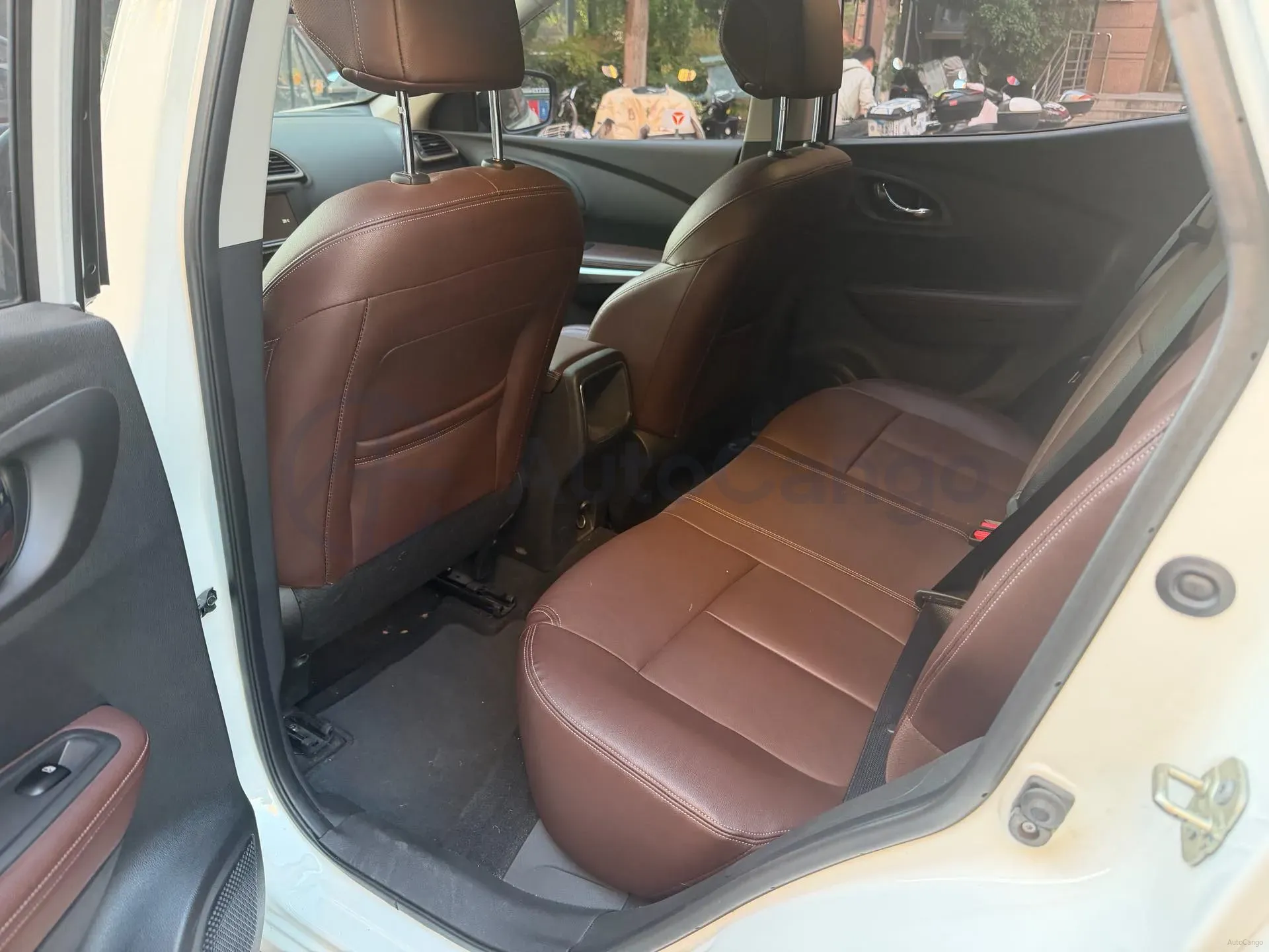 2017 Renault Kadjar 2.0L 150HP L4 CVT,autocango,china used car exporter,china ev exporter,chinese used car exporter,chinese used ev exporter