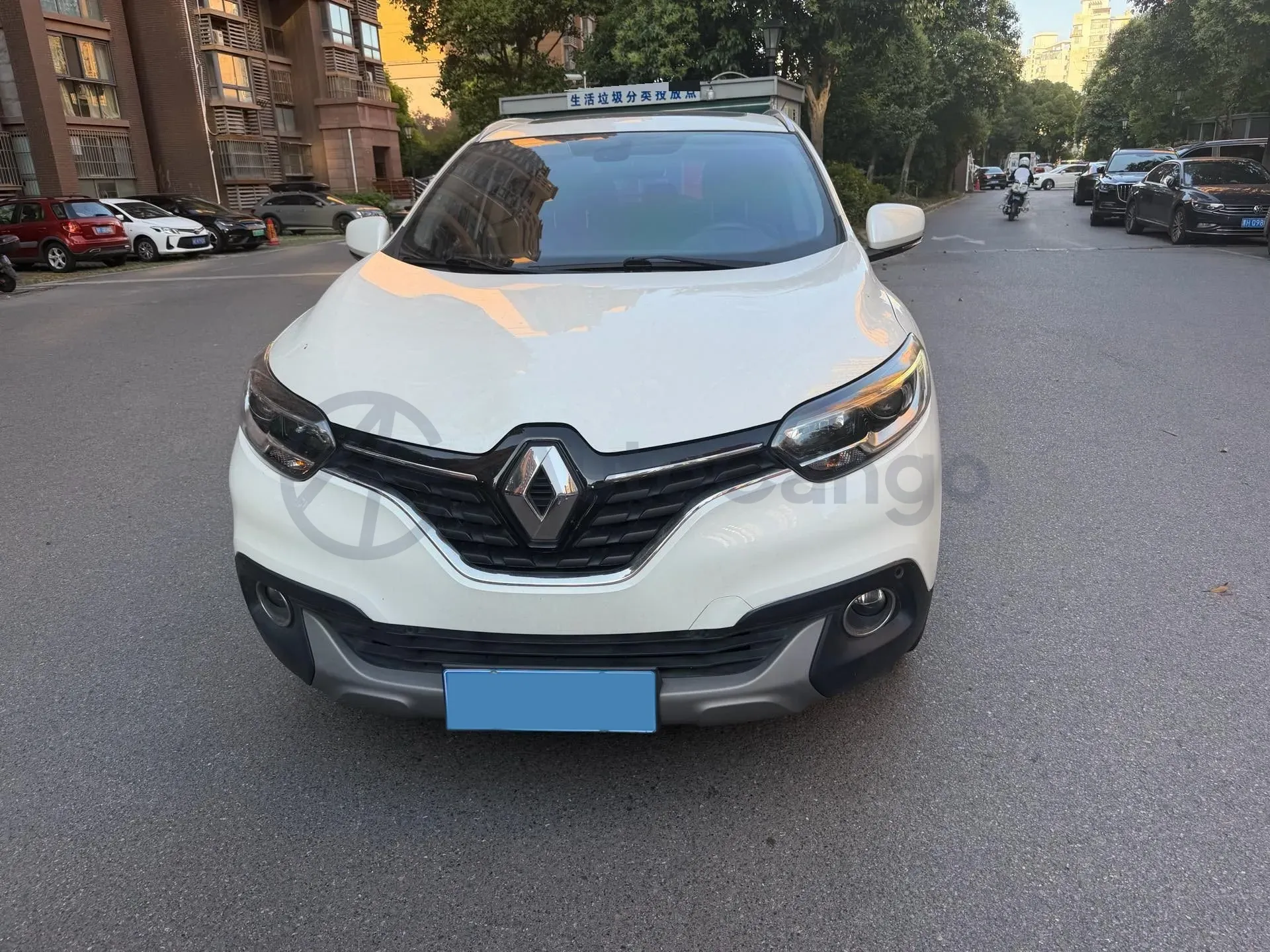 2017 Renault Kadjar 2.0L 150HP L4 CVT,autocango,china used car exporter,china ev exporter,chinese used car exporter,chinese used ev exporter