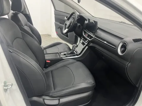 2021 Kia K3 1.5L 115HP L4 CVT