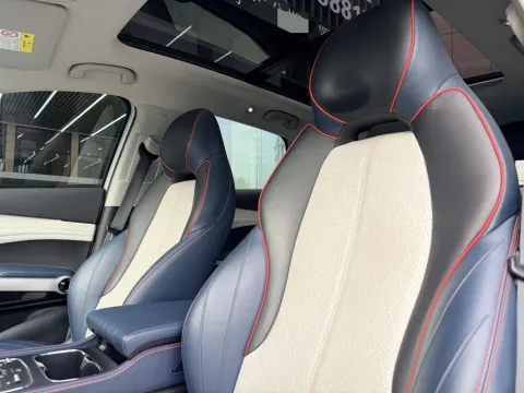 2022 Roewe RX5 MAX 1.5T 181HP L4 6AT,autocango,china used car exporter,china ev exporter,chinese used car exporter,chinese used ev exporter